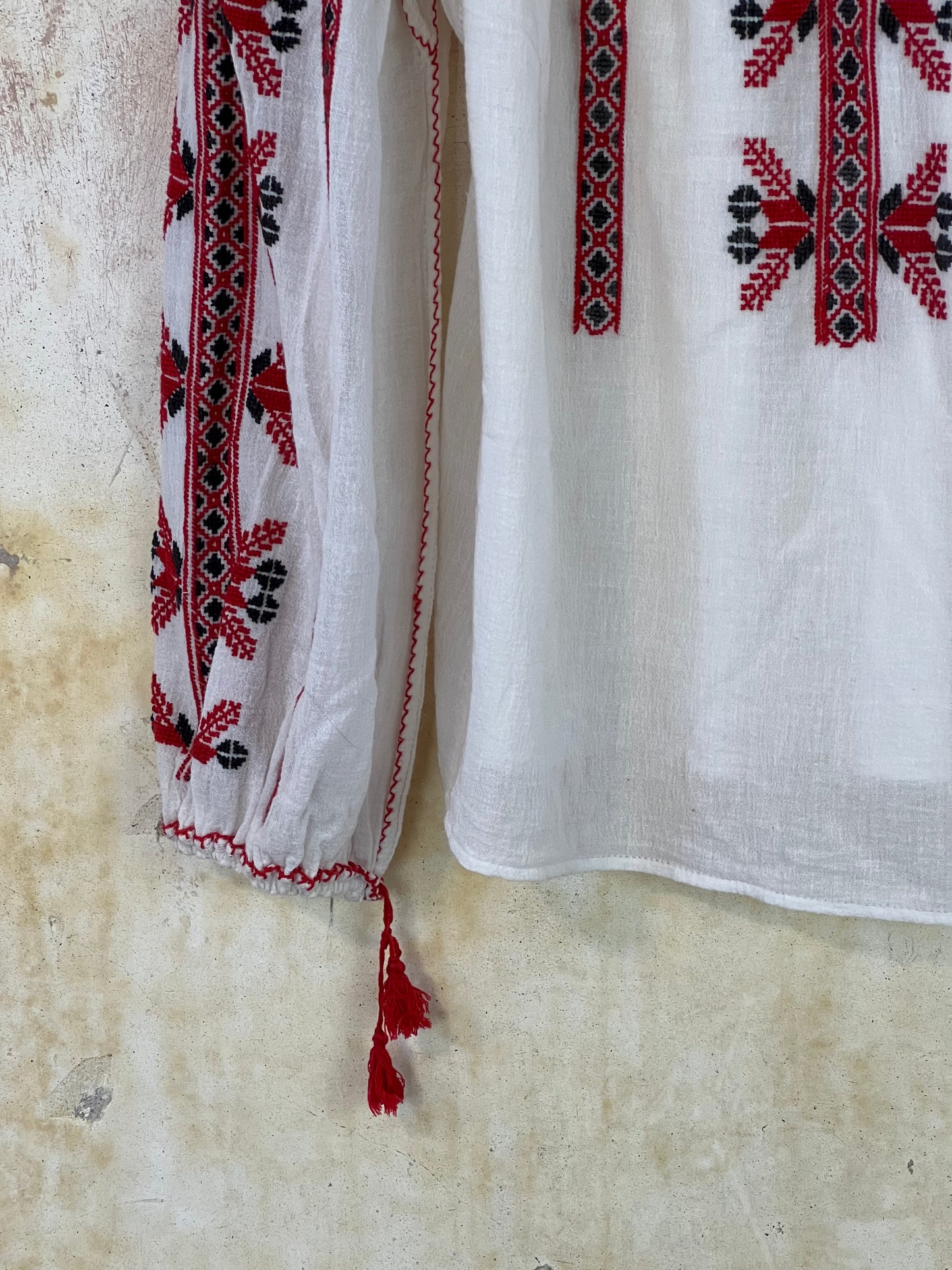 1930s Hungarian Embroidered Peasant Top