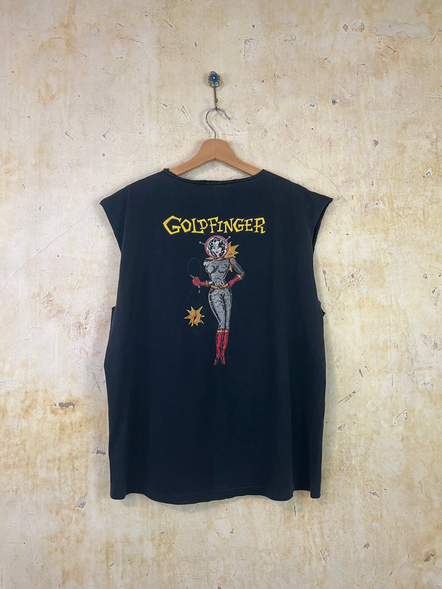 1996 Goldfinger Space Girl Cutoff T-shirt