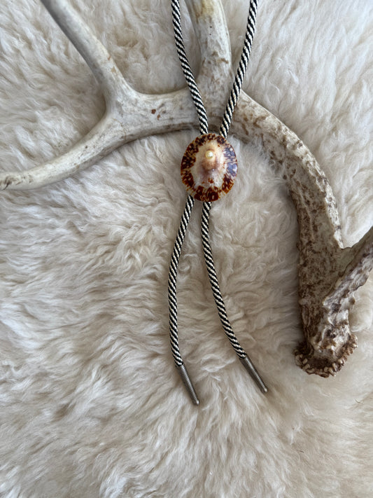 Shell + Pearl Bolo Tie